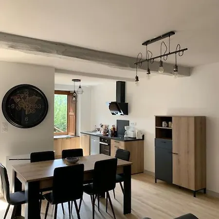 Location Saisonniere A Holiday home Montours